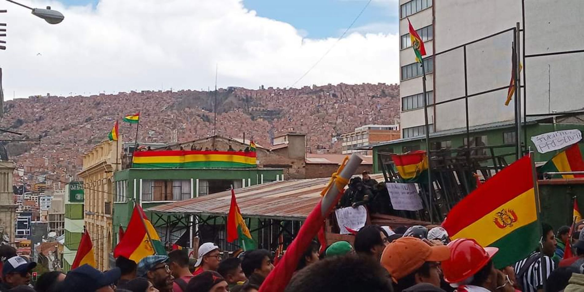 Crece la ofensiva golpista en Bolivia