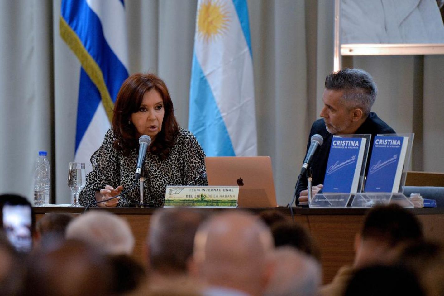Cristina Kirchner en Cuba: "Tenemos claro que no podemos pagar si no podemos crecer"