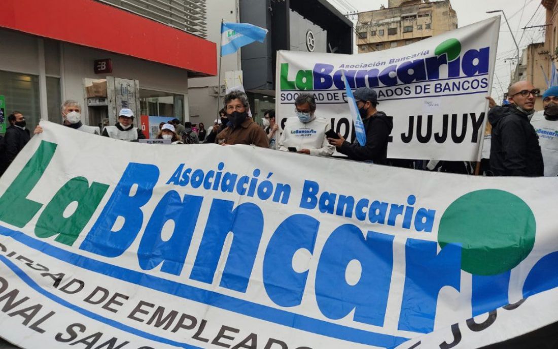 Bancos levantaron el paro en Jujuy como muestra de buena voluntad, ¿el gobierno cumplirá con su parte?