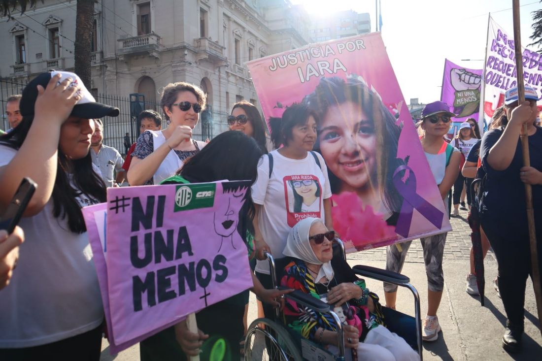 Nora Cortiñas encabezó la marcha del 25 N en Jujuy