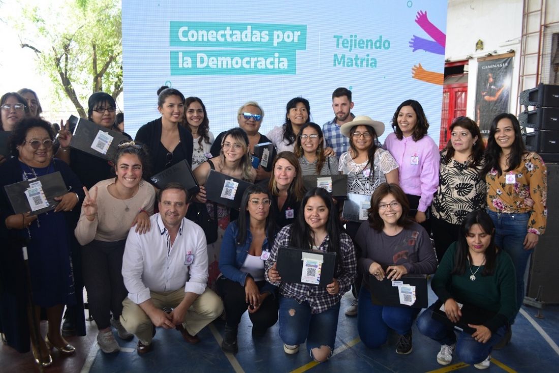 Más de 500 promotoras territoriales de Jujuy recibieron tablets del Ministerio de Mujeres de la Nación