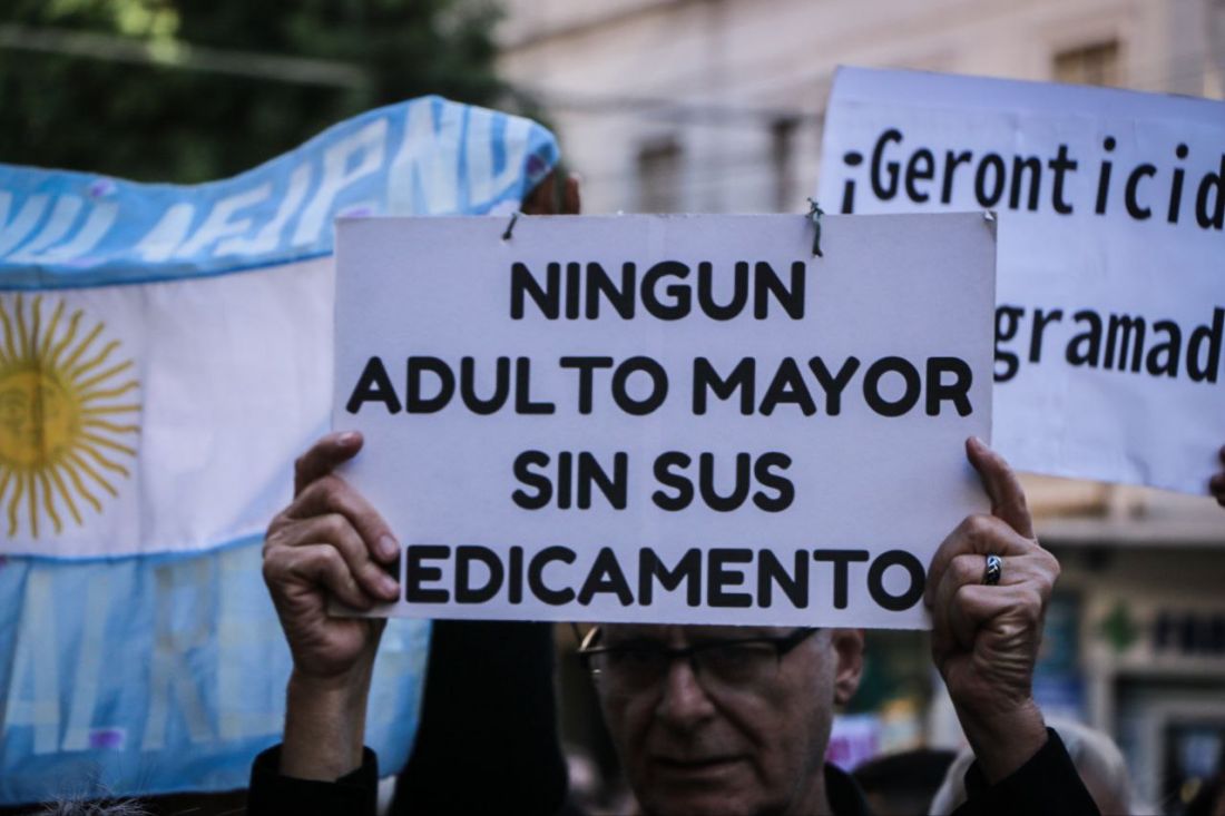 Otro revés judicial para el gobierno de Milei, ordenan restituir los medicamentos gratuitos del PAMI en el país