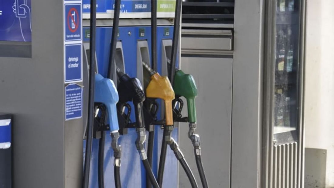 En tan solo 4 días, subió dos veces el precio de los combustibles