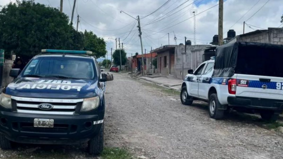 Tenía una perimetral, fue a la casa de su ex pareja y falleció por una puñalada