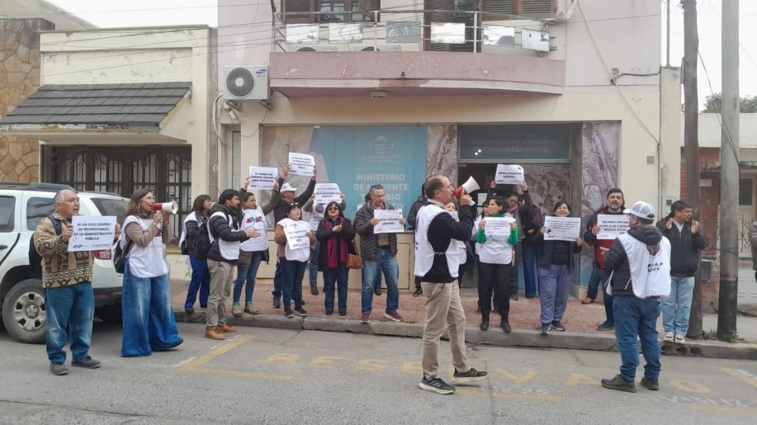 Denuncian despido arbitrario en el Ministerio de Ambiente de la provincia