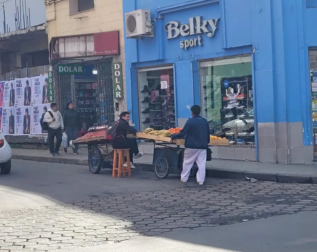Hostigamiento a trabajadores ambulantes, AFAAJ indicó que no hay ordenanza que obligue el retiro de vendedores