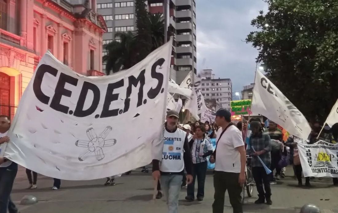 La ministra Teseira le quiso bajar el precio al paro, docente le pidieron la renuncia