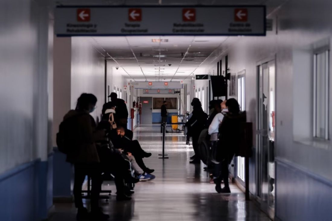 El gobierno de Milei restringe la salud a inmigrantes: ya no será gratuita la atención en hospitales públicos