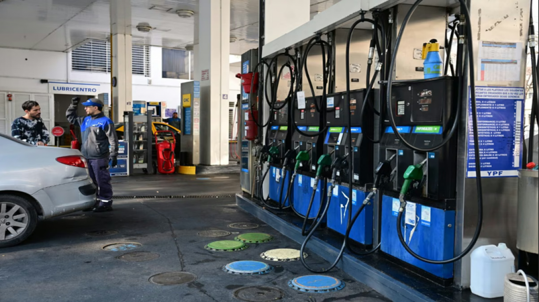 Cargar el auto cada vez más caro, otro aumento en torno al 1%