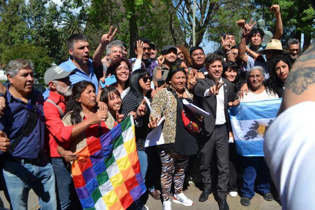 Colectivo Jujeñazo entrego un documento a Kicillof, diferenciándose del PJ Jujuy